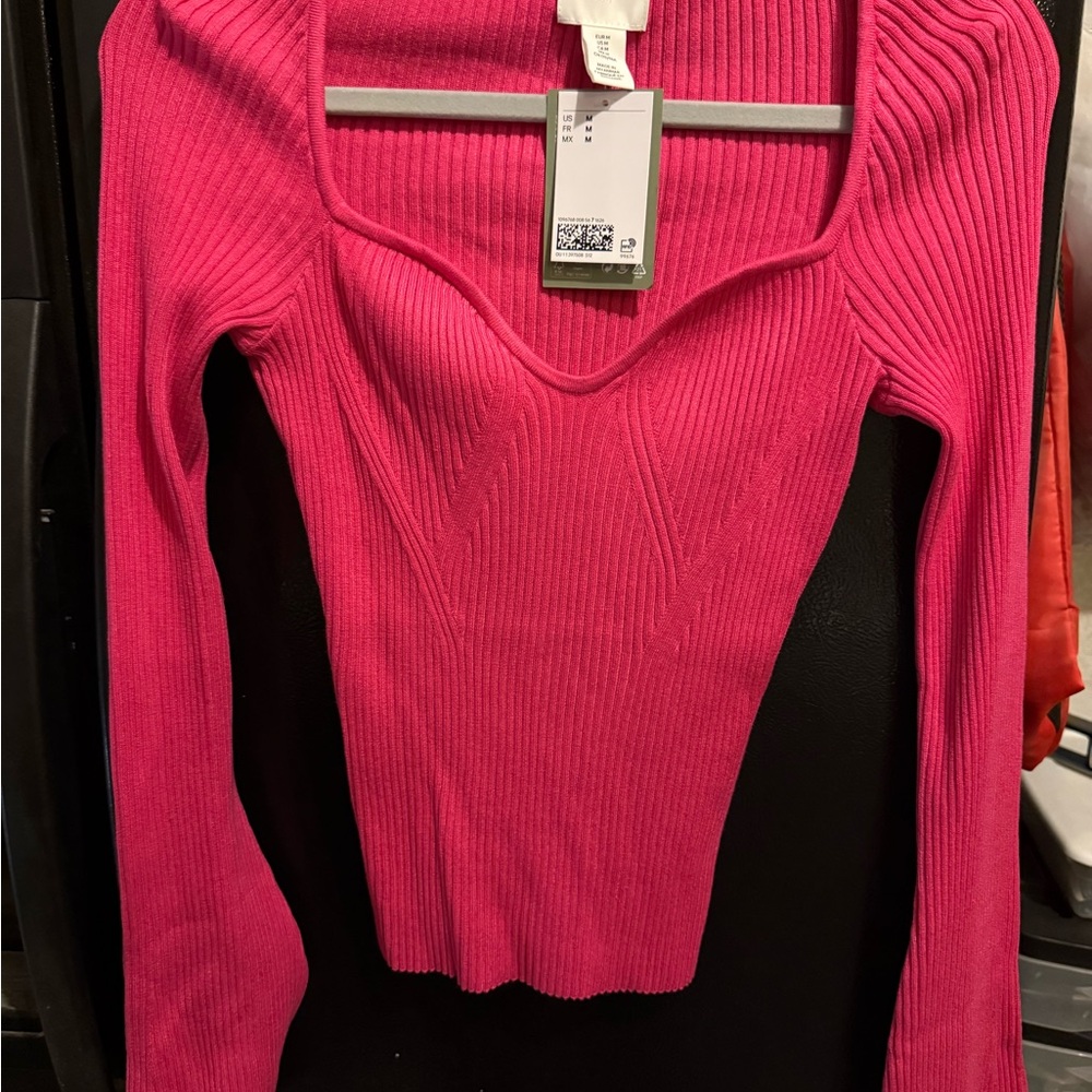 H&M Vibrant Pink Knit Top